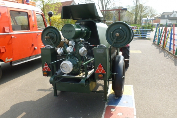 altetechnikveteranenloeschzug-2D5752884-1284-7868-4F71-5ABAAB380A49.jpg